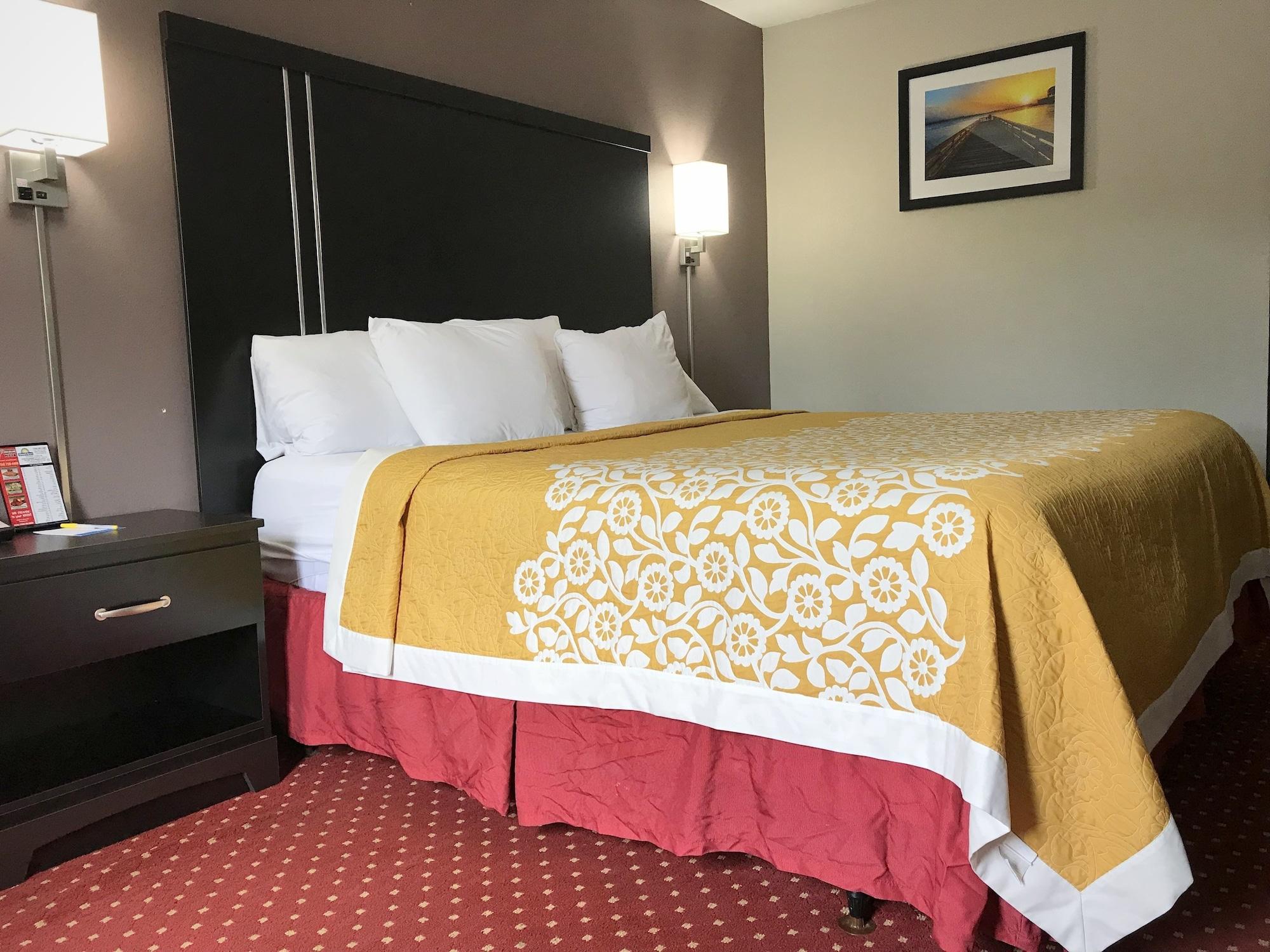 Days Inn By Wyndham Livonia Canton Detroit Εξωτερικό φωτογραφία