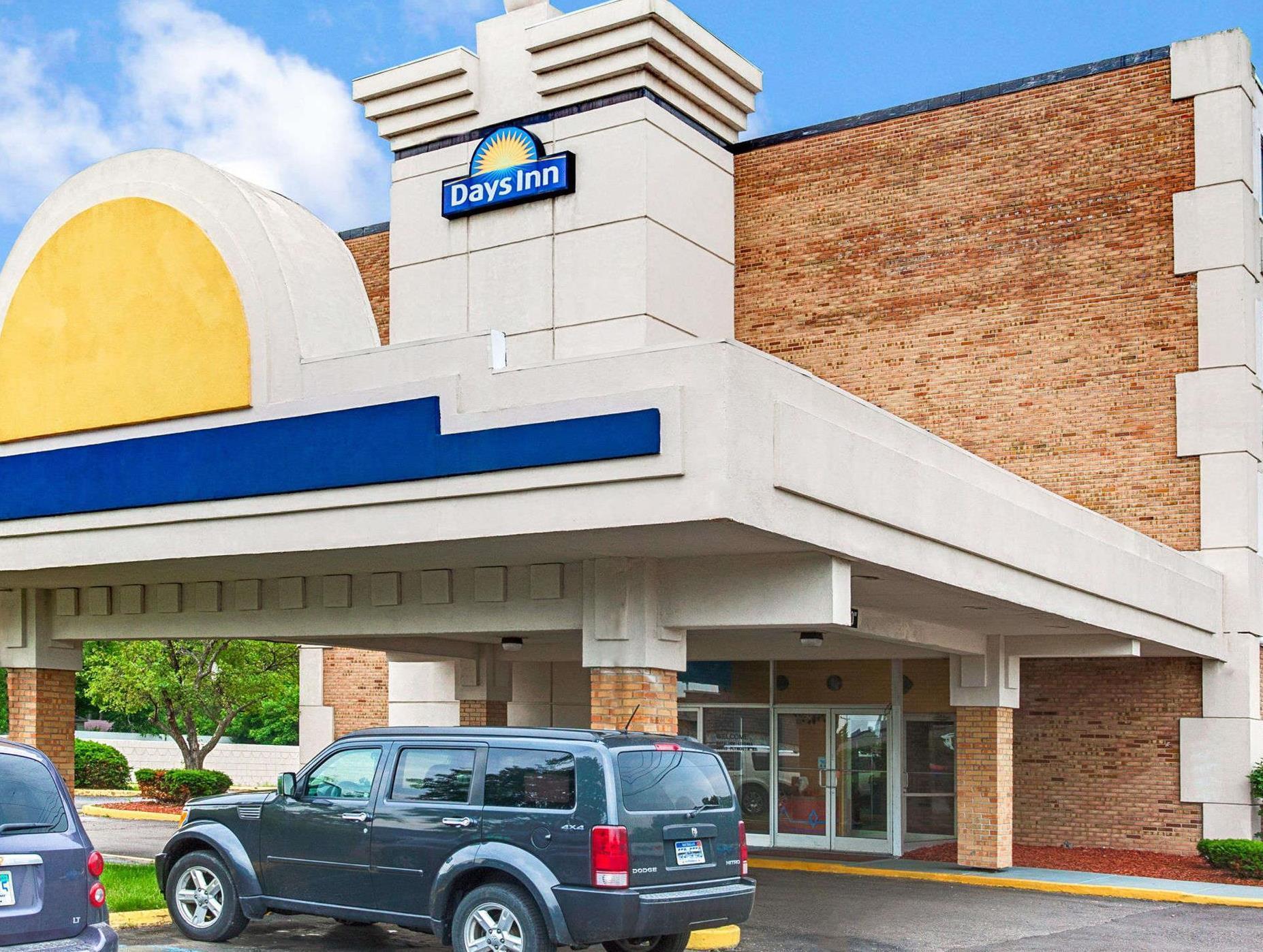 Days Inn By Wyndham Livonia Canton Detroit Εξωτερικό φωτογραφία