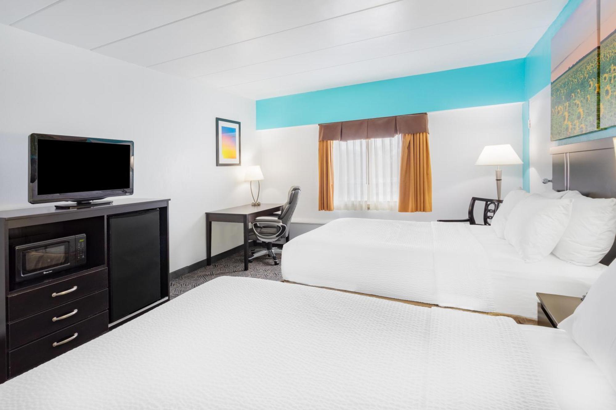Days Inn By Wyndham Livonia Canton Detroit Δωμάτιο φωτογραφία